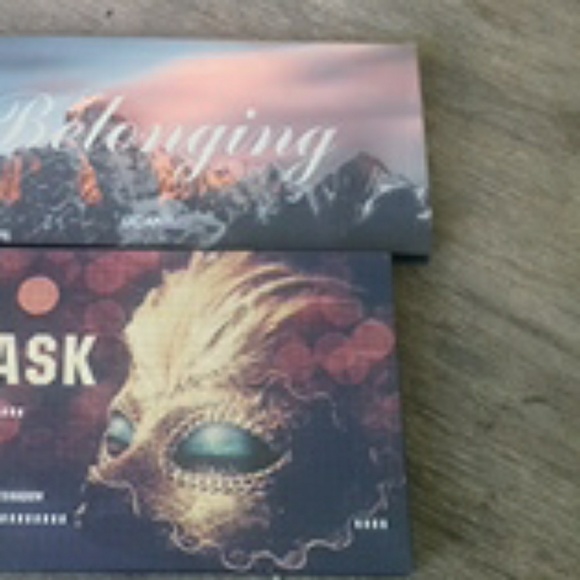 Eyeshadow - Picture 2 of 5